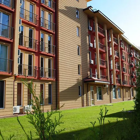 Апартамент Sunny View Central