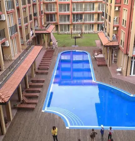 Апартамент Sunny View Central